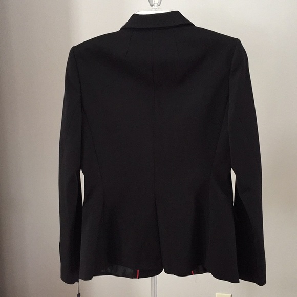 New with tags TOMMY HILFIGER BLACK BLAZER with brown buttons Size 4. Office/Out - Picture 6 of 8